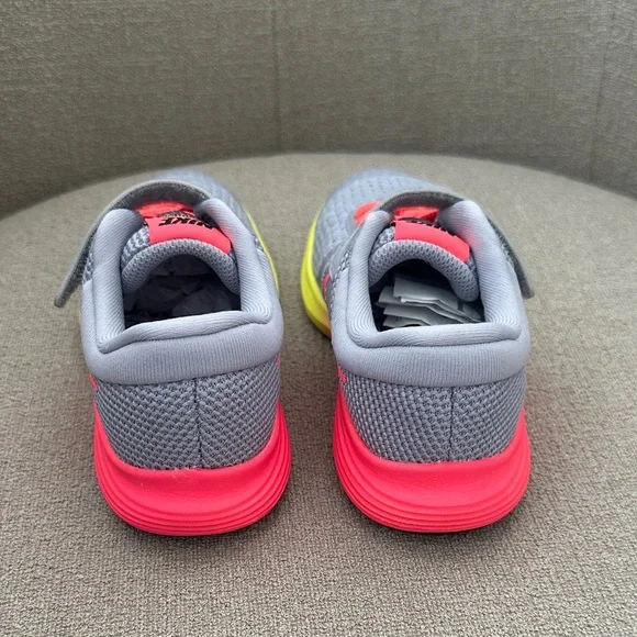 Nike Kids Gray and Neon Pink Sneakers size 11C - Picture 2 of 6